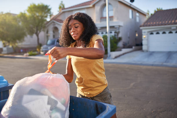 Best Basement Cleanout Services  in Carroll, IA