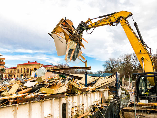Best Construction Debris Removal  in Carroll, IA